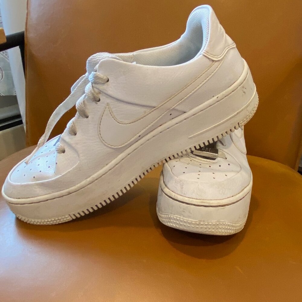 AirForce 1's Platform - Picture 2 of 2